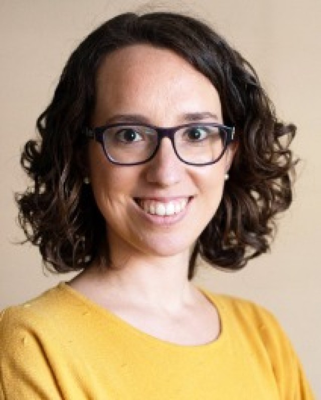 Granda Piñán, Amelia Rosa